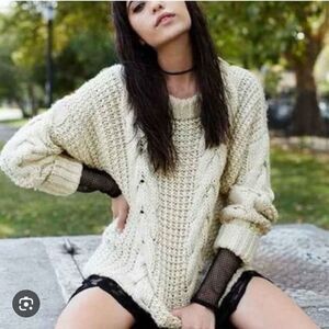 UNIF x Urban Outfitters Women's Chunky Knit Pullover Sweater Beige S